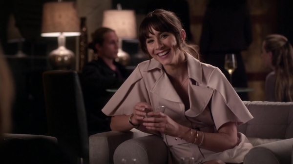 Pretty_Little_Liars_S06E11_Of_Late_I_Think_of_Rosewood_720p_WEB-DL_DD5_1_H_264-NTb_1824.jpg