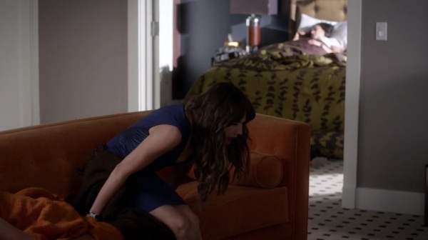 Pretty_Little_Liars_S06E11_Of_Late_I_Think_of_Rosewood_720p_WEB-DL_DD5_1_H_264-NTb_1936.jpg