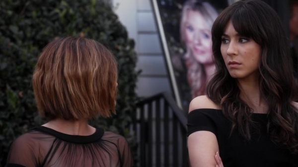 Pretty_Little_Liars_S06E11_Of_Late_I_Think_of_Rosewood_720p_WEB-DL_DD5_1_H_264-NTb_2434.jpg