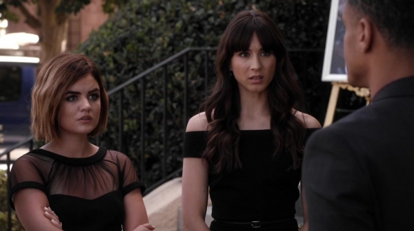 Pretty_Little_Liars_S06E11_Of_Late_I_Think_of_Rosewood_720p_WEB-DL_DD5_1_H_264-NTb_2480.jpg