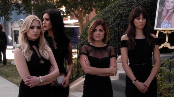 Pretty_Little_Liars_S06E11_Of_Late_I_Think_of_Rosewood_720p_WEB-DL_DD5_1_H_264-NTb_2504.jpg