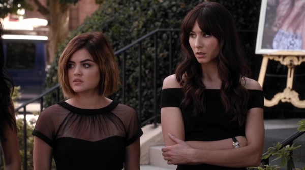 Pretty_Little_Liars_S06E11_Of_Late_I_Think_of_Rosewood_720p_WEB-DL_DD5_1_H_264-NTb_2510.jpg