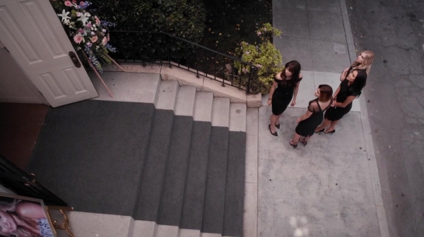 Pretty_Little_Liars_S06E11_Of_Late_I_Think_of_Rosewood_720p_WEB-DL_DD5_1_H_264-NTb_2515.jpg