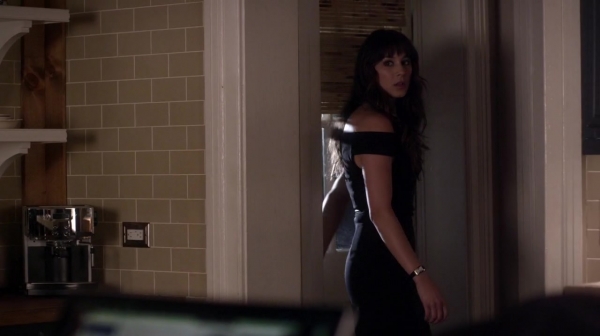 Pretty_Little_Liars_S06E12_Charlotte_s_Web_720p_WEB-DL_DD5_1_H_264-NTb_0252.jpg