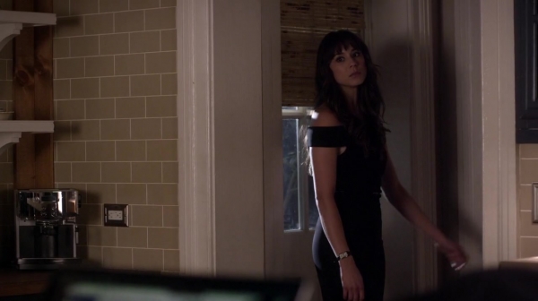 Pretty_Little_Liars_S06E12_Charlotte_s_Web_720p_WEB-DL_DD5_1_H_264-NTb_0253.jpg