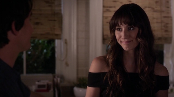 Pretty_Little_Liars_S06E12_Charlotte_s_Web_720p_WEB-DL_DD5_1_H_264-NTb_0334.jpg