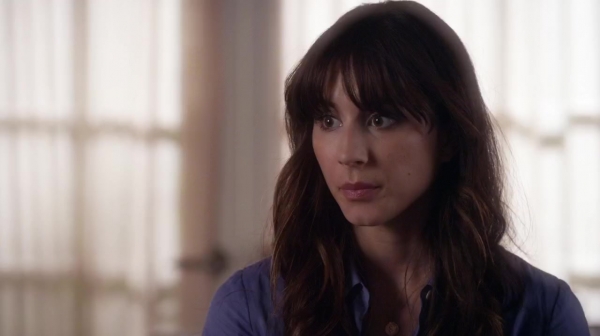 Pretty_Little_Liars_S06E12_Charlotte_s_Web_720p_WEB-DL_DD5_1_H_264-NTb_0727.jpg