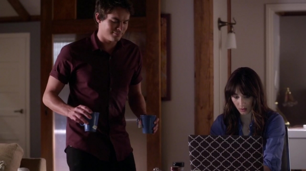 Pretty_Little_Liars_S06E12_Charlotte_s_Web_720p_WEB-DL_DD5_1_H_264-NTb_0934.jpg