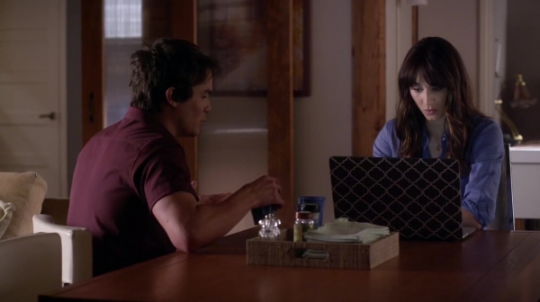 Pretty_Little_Liars_S06E12_Charlotte_s_Web_720p_WEB-DL_DD5_1_H_264-NTb_0937.jpg