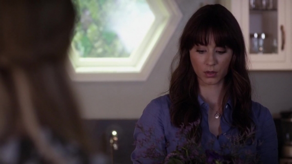 Pretty_Little_Liars_S06E12_Charlotte_s_Web_720p_WEB-DL_DD5_1_H_264-NTb_1231.jpg