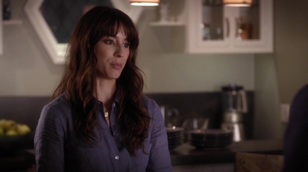 Pretty_Little_Liars_S06E12_Charlotte_s_Web_720p_WEB-DL_DD5_1_H_264-NTb_1371.jpg