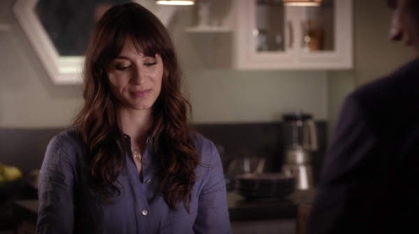 Pretty_Little_Liars_S06E12_Charlotte_s_Web_720p_WEB-DL_DD5_1_H_264-NTb_1393.jpg