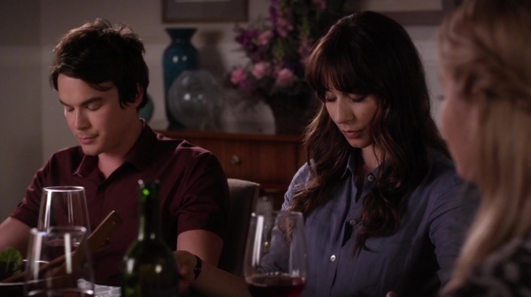 Pretty_Little_Liars_S06E12_Charlotte_s_Web_720p_WEB-DL_DD5_1_H_264-NTb_1523.jpg