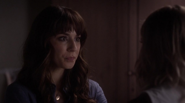 Pretty_Little_Liars_S06E12_Charlotte_s_Web_720p_WEB-DL_DD5_1_H_264-NTb_1577.jpg