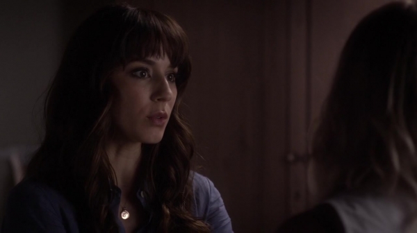 Pretty_Little_Liars_S06E12_Charlotte_s_Web_720p_WEB-DL_DD5_1_H_264-NTb_1586.jpg