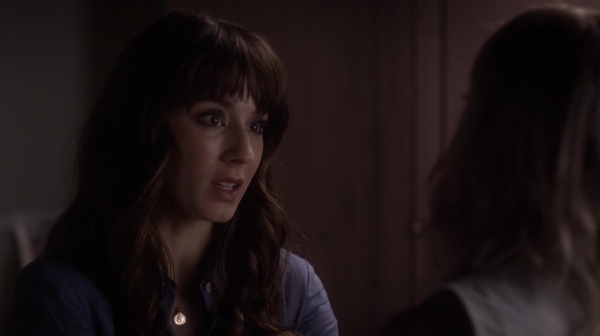 Pretty_Little_Liars_S06E12_Charlotte_s_Web_720p_WEB-DL_DD5_1_H_264-NTb_1588.jpg