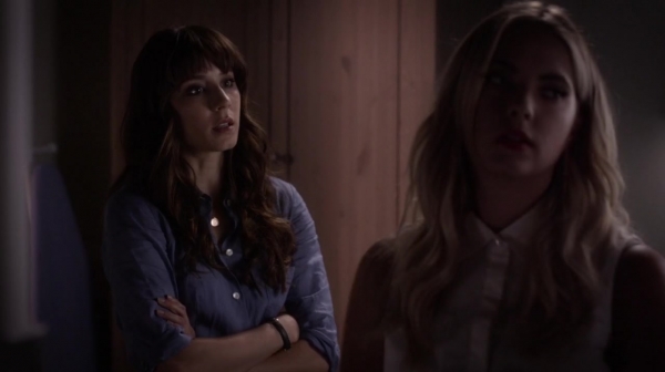 Pretty_Little_Liars_S06E12_Charlotte_s_Web_720p_WEB-DL_DD5_1_H_264-NTb_1591.jpg