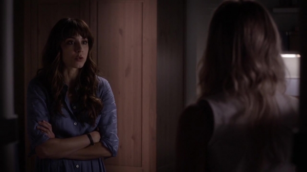 Pretty_Little_Liars_S06E12_Charlotte_s_Web_720p_WEB-DL_DD5_1_H_264-NTb_1596.jpg