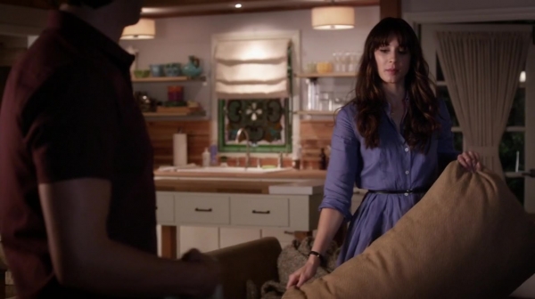 Pretty_Little_Liars_S06E12_Charlotte_s_Web_720p_WEB-DL_DD5_1_H_264-NTb_1836.jpg