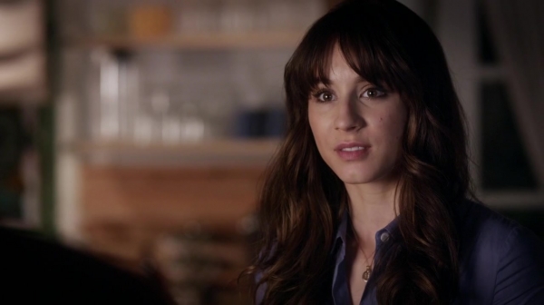 Pretty_Little_Liars_S06E12_Charlotte_s_Web_720p_WEB-DL_DD5_1_H_264-NTb_1876.jpg