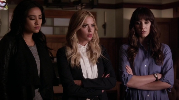 Pretty_Little_Liars_S06E12_Charlotte_s_Web_720p_WEB-DL_DD5_1_H_264-NTb_2118.jpg