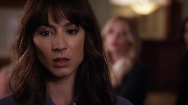 Pretty_Little_Liars_S06E12_Charlotte_s_Web_720p_WEB-DL_DD5_1_H_264-NTb_2141.jpg