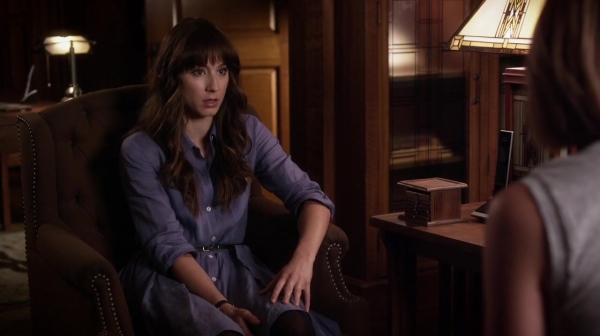 Pretty_Little_Liars_S06E12_Charlotte_s_Web_720p_WEB-DL_DD5_1_H_264-NTb_2165.jpg
