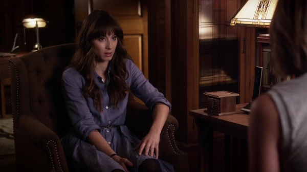Pretty_Little_Liars_S06E12_Charlotte_s_Web_720p_WEB-DL_DD5_1_H_264-NTb_2166.jpg