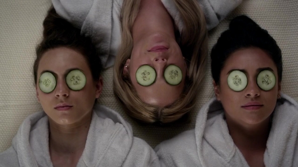 Pretty_Little_Liars_S06E13_The_Gloves_Are_On_720p_WEB-DL_DD5_1_H_264-NTb_0054.jpg
