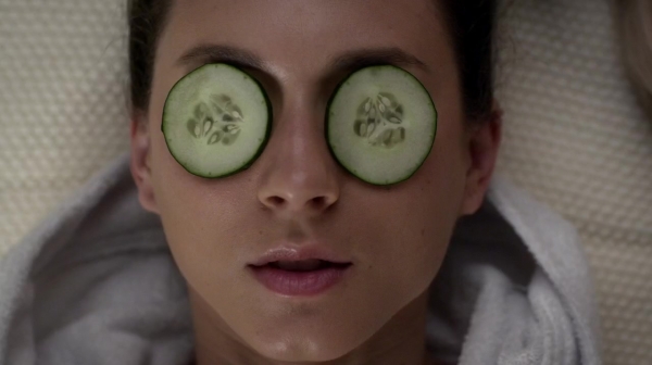 Pretty_Little_Liars_S06E13_The_Gloves_Are_On_720p_WEB-DL_DD5_1_H_264-NTb_0065.jpg