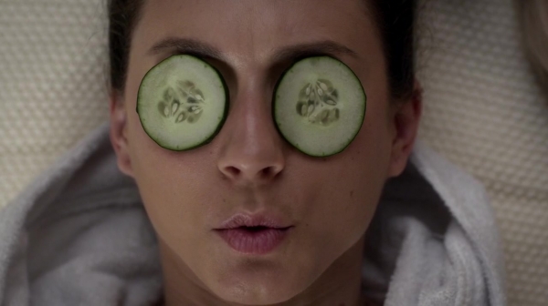 Pretty_Little_Liars_S06E13_The_Gloves_Are_On_720p_WEB-DL_DD5_1_H_264-NTb_0069.jpg