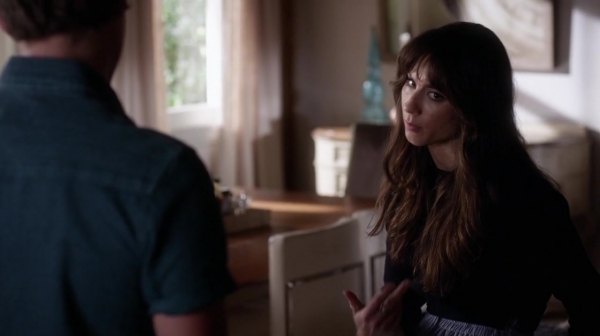 Pretty_Little_Liars_S06E13_The_Gloves_Are_On_720p_WEB-DL_DD5_1_H_264-NTb_0420.jpg