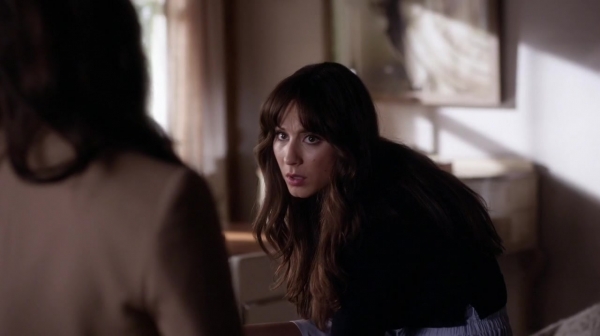 Pretty_Little_Liars_S06E13_The_Gloves_Are_On_720p_WEB-DL_DD5_1_H_264-NTb_0442.jpg