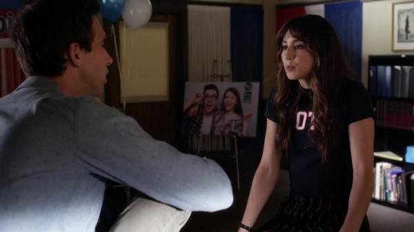Pretty_Little_Liars_S06E13_The_Gloves_Are_On_720p_WEB-DL_DD5_1_H_264-NTb_0687.jpg