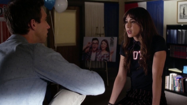 Pretty_Little_Liars_S06E13_The_Gloves_Are_On_720p_WEB-DL_DD5_1_H_264-NTb_0688.jpg