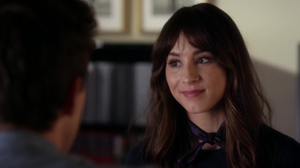 Pretty_Little_Liars_S06E13_The_Gloves_Are_On_720p_WEB-DL_DD5_1_H_264-NTb_0729.jpg