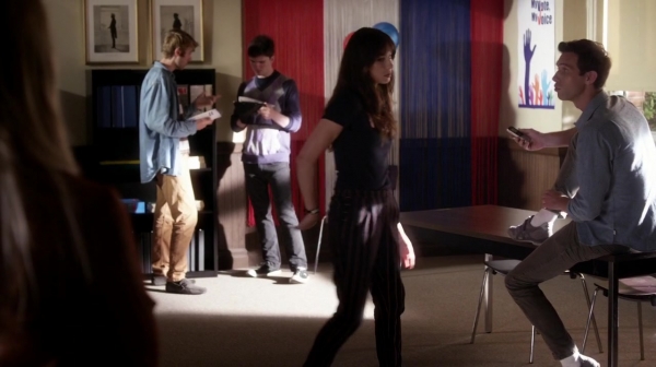 Pretty_Little_Liars_S06E13_The_Gloves_Are_On_720p_WEB-DL_DD5_1_H_264-NTb_0736.jpg