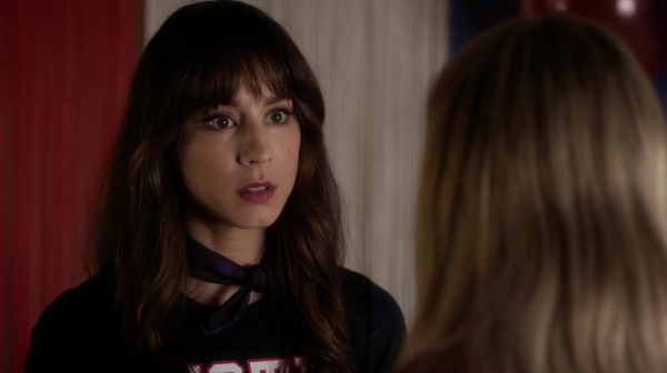 Pretty_Little_Liars_S06E13_The_Gloves_Are_On_720p_WEB-DL_DD5_1_H_264-NTb_0795.jpg