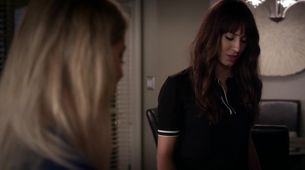Pretty_Little_Liars_S06E13_The_Gloves_Are_On_720p_WEB-DL_DD5_1_H_264-NTb_1053.jpg
