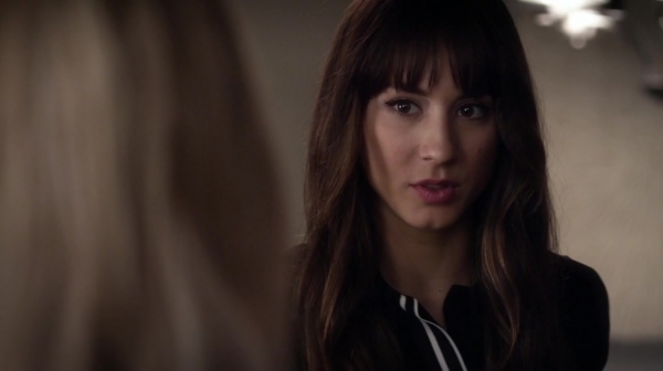 Pretty_Little_Liars_S06E13_The_Gloves_Are_On_720p_WEB-DL_DD5_1_H_264-NTb_1095.jpg