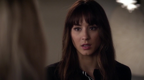 Pretty_Little_Liars_S06E13_The_Gloves_Are_On_720p_WEB-DL_DD5_1_H_264-NTb_1108.jpg