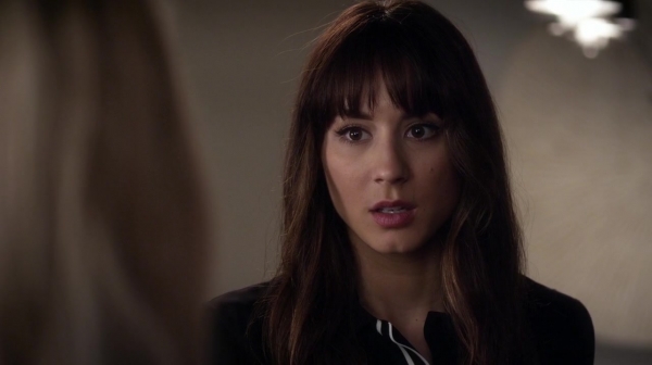 Pretty_Little_Liars_S06E13_The_Gloves_Are_On_720p_WEB-DL_DD5_1_H_264-NTb_1109.jpg