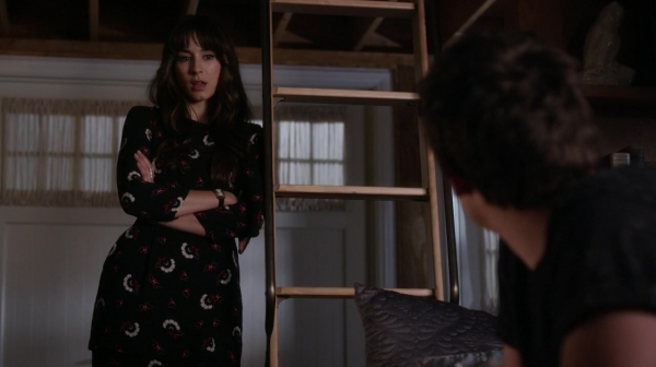 Pretty_Little_Liars_S06E13_The_Gloves_Are_On_720p_WEB-DL_DD5_1_H_264-NTb_2053.jpg