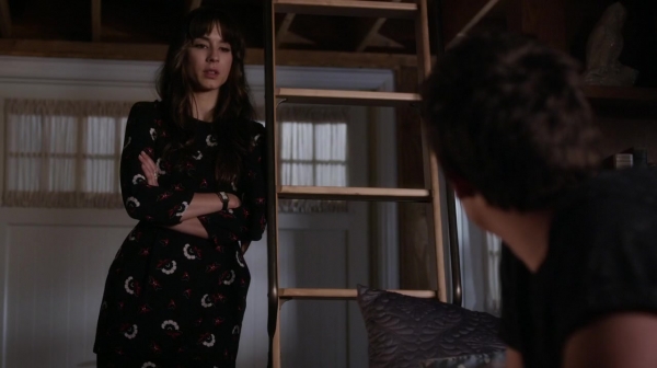 Pretty_Little_Liars_S06E13_The_Gloves_Are_On_720p_WEB-DL_DD5_1_H_264-NTb_2056.jpg