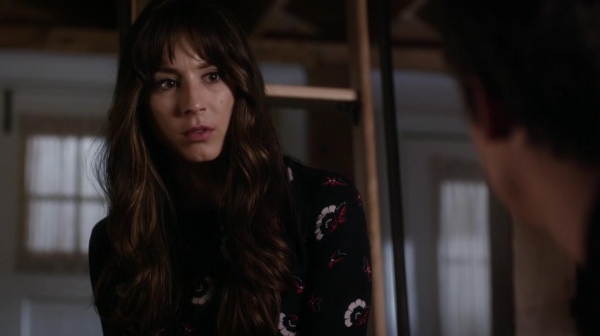 Pretty_Little_Liars_S06E13_The_Gloves_Are_On_720p_WEB-DL_DD5_1_H_264-NTb_2098.jpg