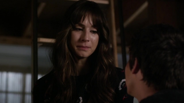 Pretty_Little_Liars_S06E13_The_Gloves_Are_On_720p_WEB-DL_DD5_1_H_264-NTb_2172.jpg