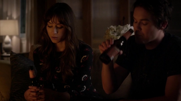 Pretty_Little_Liars_S06E13_The_Gloves_Are_On_720p_WEB-DL_DD5_1_H_264-NTb_2323.jpg