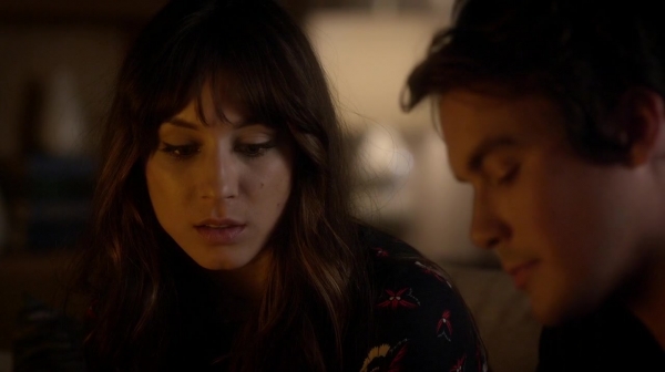 Pretty_Little_Liars_S06E13_The_Gloves_Are_On_720p_WEB-DL_DD5_1_H_264-NTb_2343.jpg