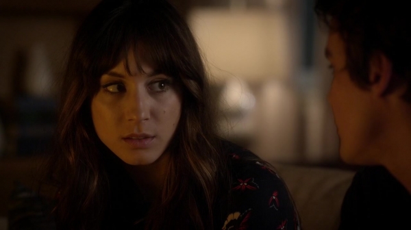 Pretty_Little_Liars_S06E13_The_Gloves_Are_On_720p_WEB-DL_DD5_1_H_264-NTb_2345.jpg