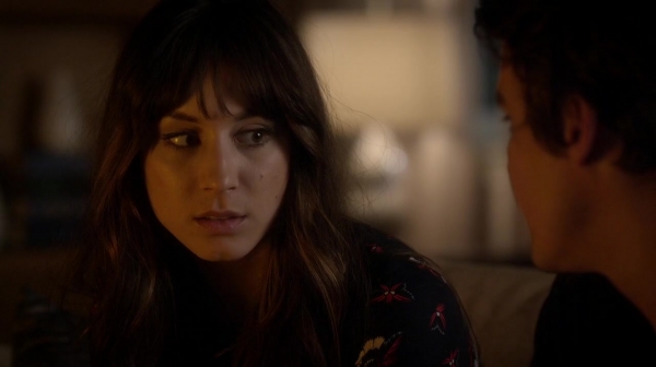 Pretty_Little_Liars_S06E13_The_Gloves_Are_On_720p_WEB-DL_DD5_1_H_264-NTb_2346.jpg